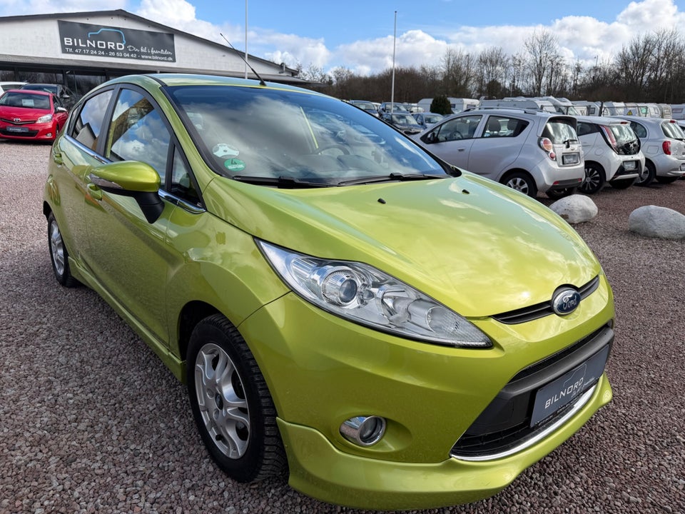 Ford Fiesta 1,6 Ti-VCT Titanium 5d