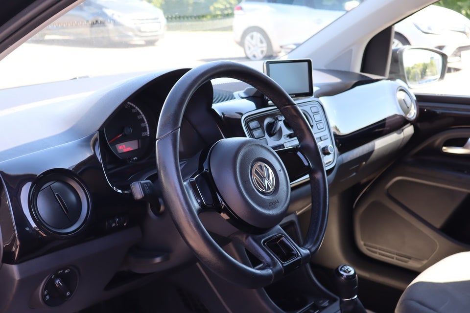 VW Up! 1,0 60 Dynamic BMT 5d