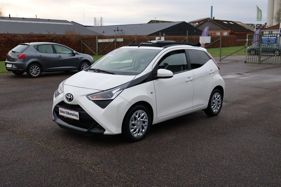 Toyota Aygo 1,0 VVT-i x-clusiv x-shift 5d