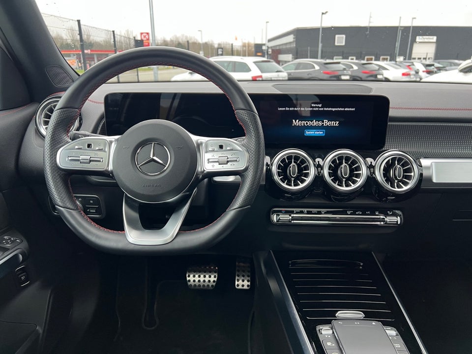 Mercedes EQB250 AMG Line 5d