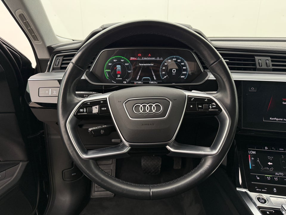 Audi e-tron 55 quattro 5d