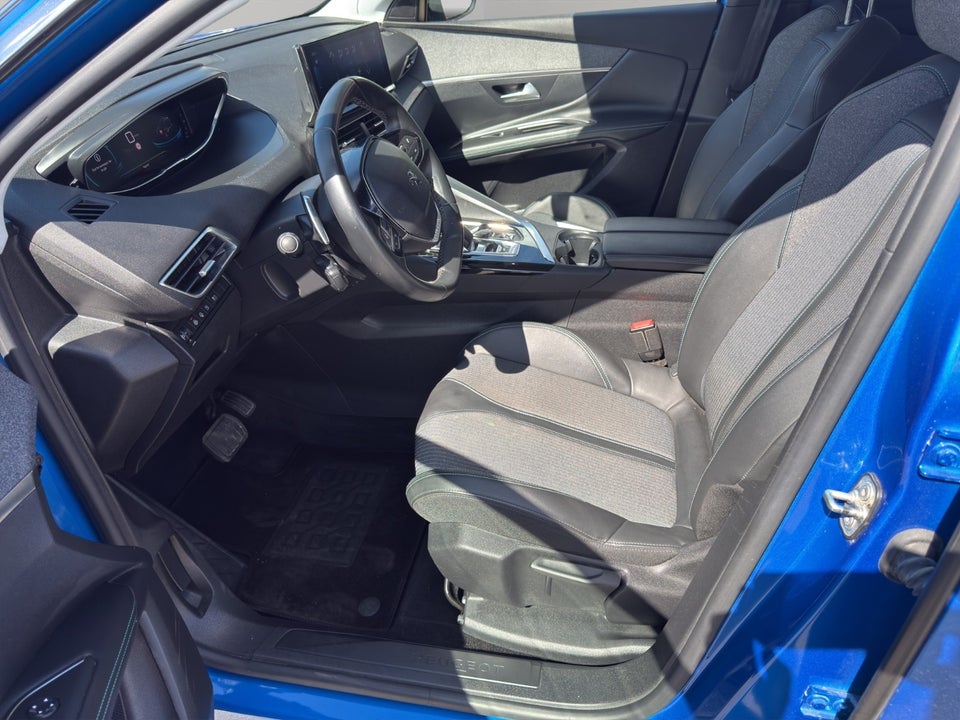 Peugeot 3008 1,6 Hybrid Allure Pack EAT8 5d