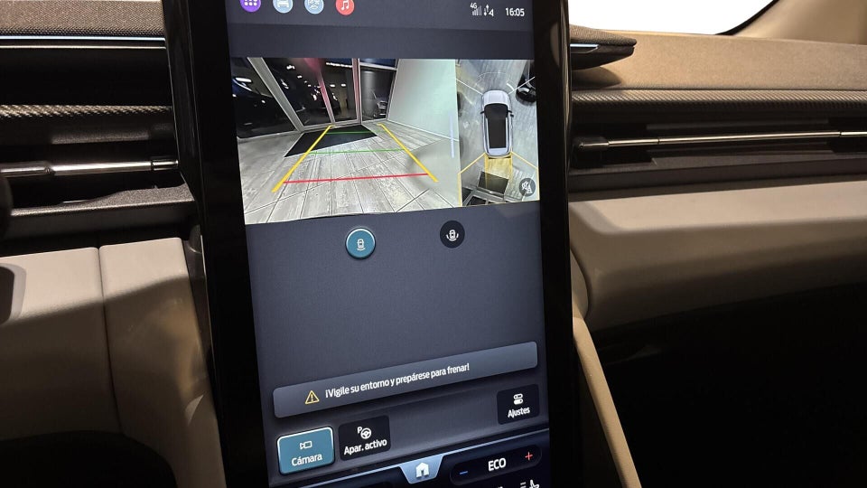 Ford Explorer 82 Premium Extended Range 5d