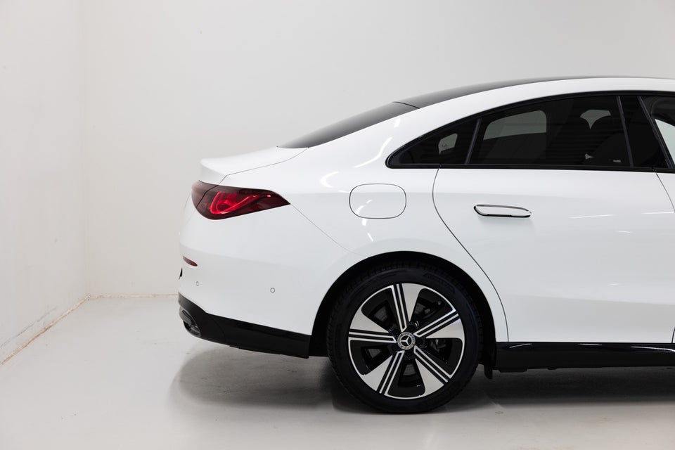 Mercedes CLA250+ EQ Progressive Advance Plus 4d