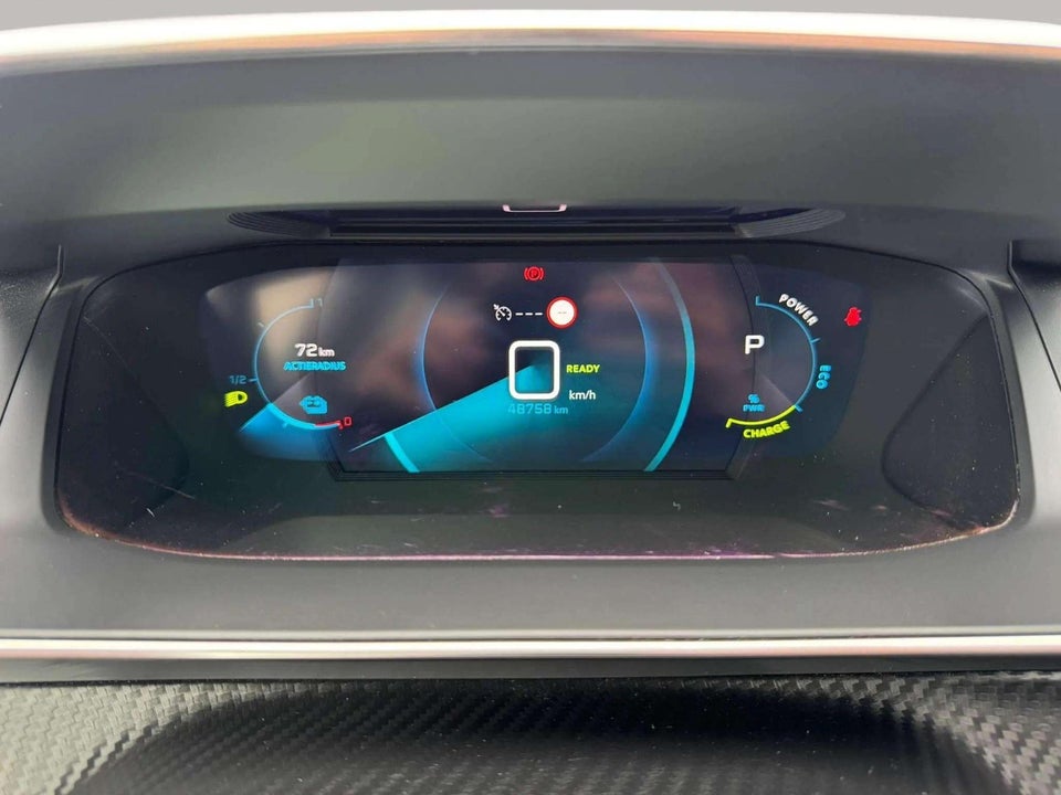 Peugeot e-208 50 GT 5d