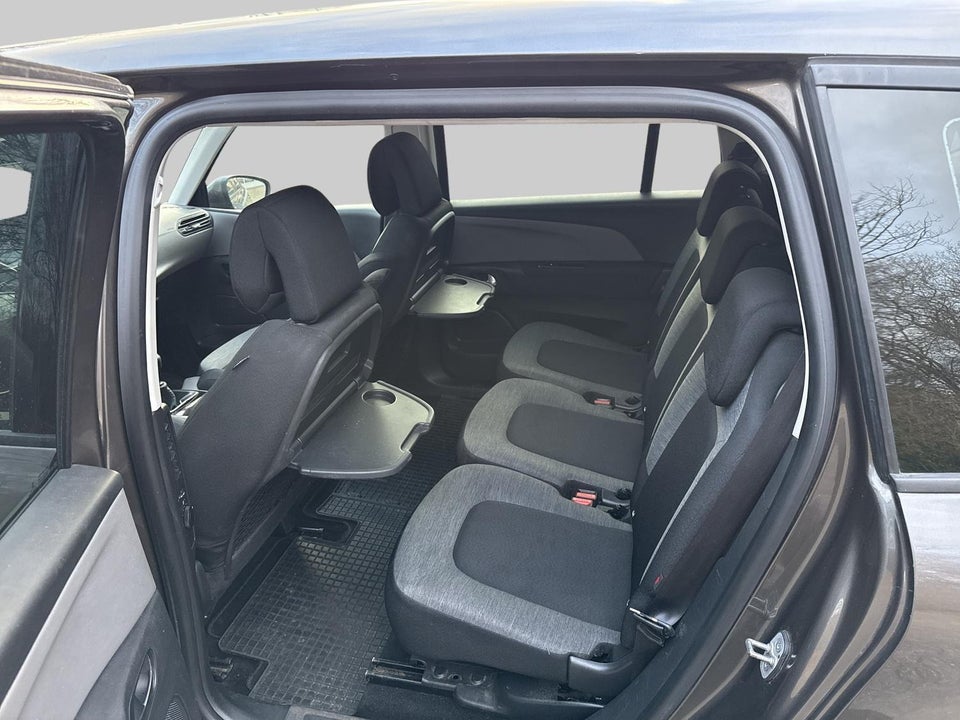 Citroën Grand C4 Picasso 1,2 PureTech 130 Extravaganza 7prs 5d