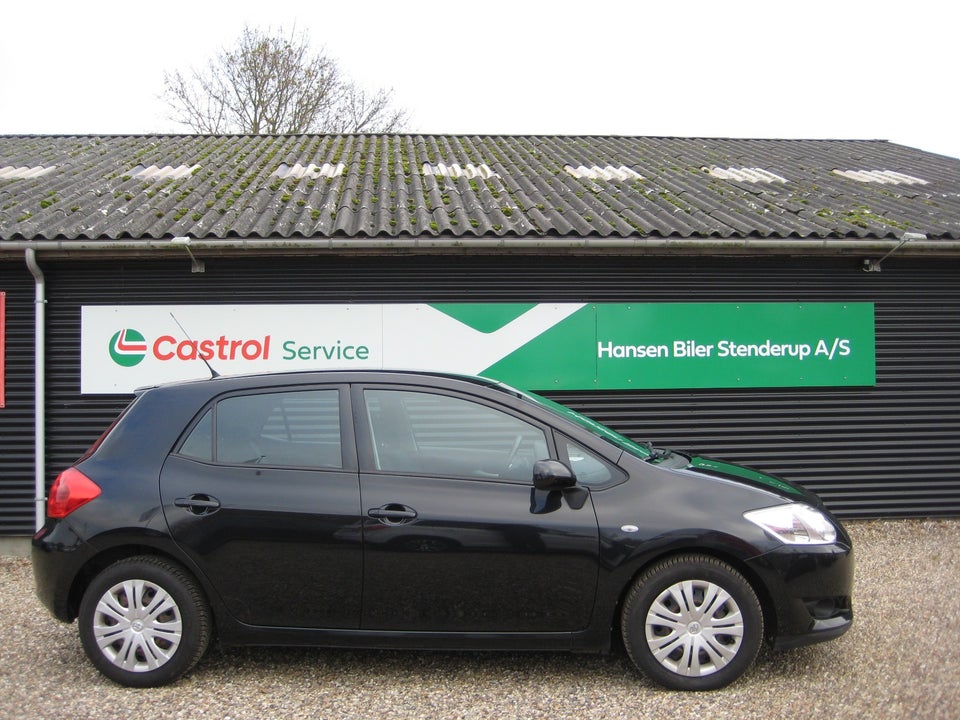 Toyota Auris 1,6 T2 5d