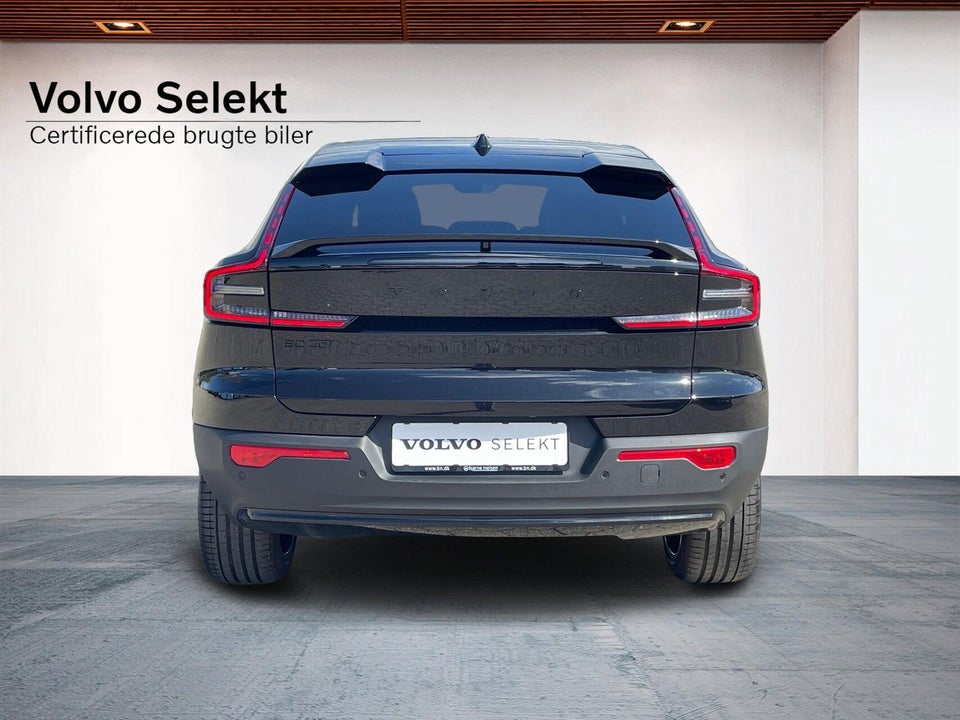 Volvo EC40 Extended Range Black Edition 5d