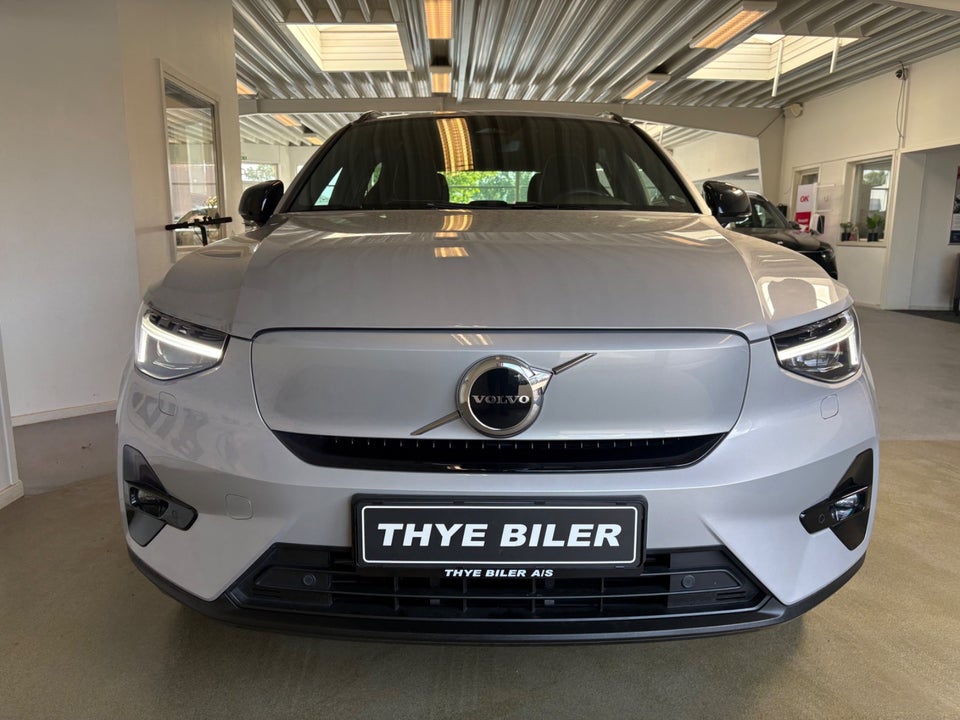 Volvo XC40 ReCharge Extended Range Plus 5d
