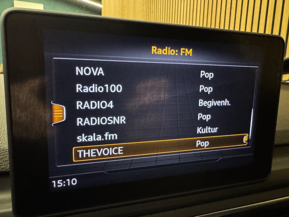 Audi A4 2,0 TDi 150 Sport Avant S-tr. 5d