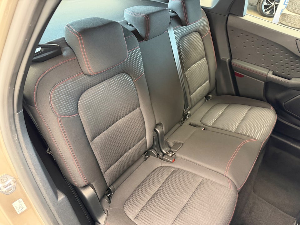 Ford Kuga 2,5 PHEV ST-Line CVT 5d