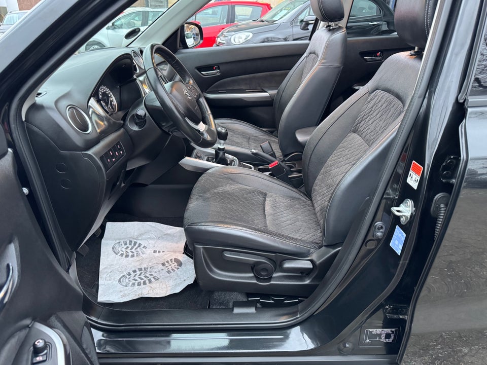 Suzuki Vitara 1,4 mHybrid Adventure 5d