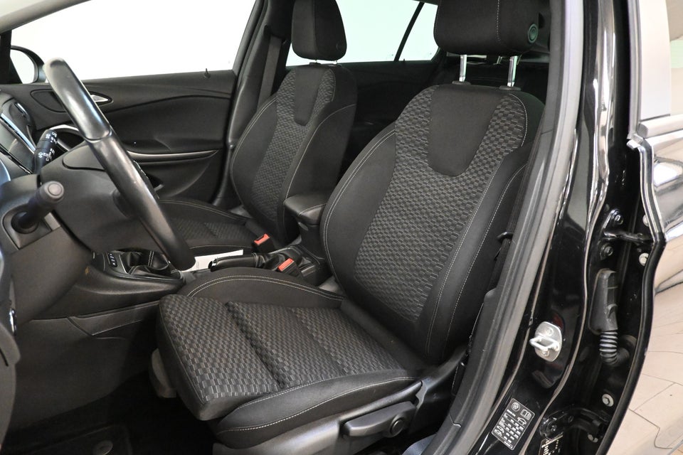 Opel Astra 1,4 T 150 Enjoy Sports Tourer 5d