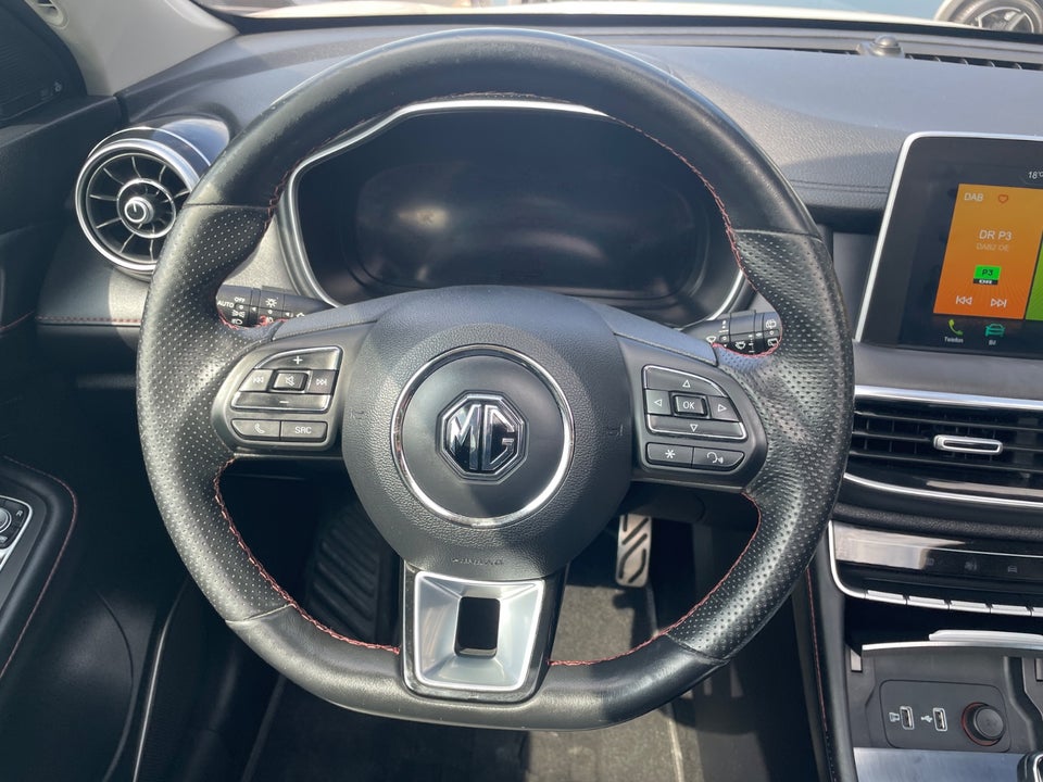 MG EHS 1,5 PHEV Luxury 5d