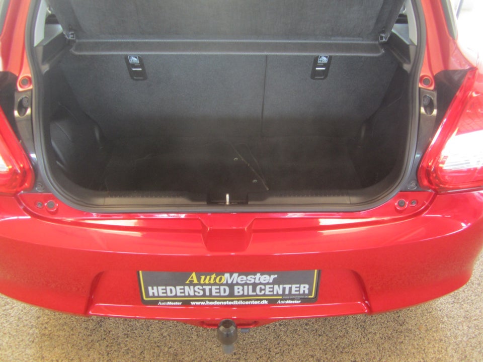 Suzuki Swift 1,2 Dualjet Club 5d