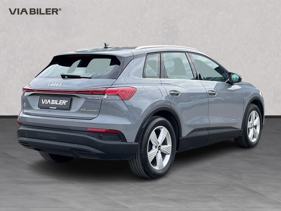 Audi Q4 e-tron 45 Progress 5d