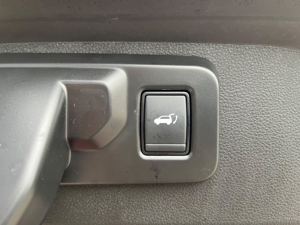 Renault Scenic E-Tech 87 Iconic 5d