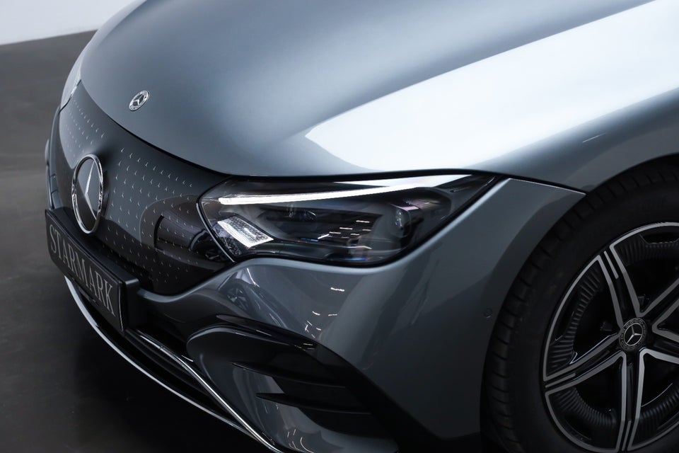 Mercedes EQE350 AMG Line 4d