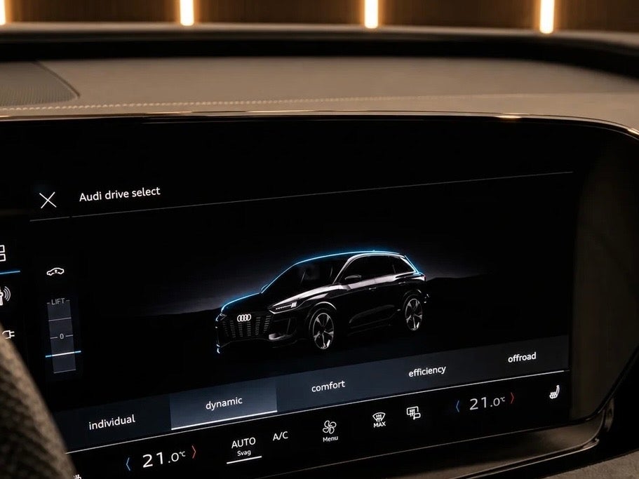 Audi Q6 e-tron S-line quattro 5d