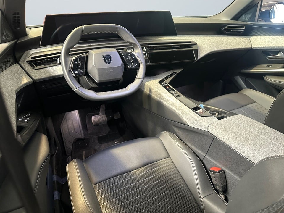 Peugeot e-3008 77 Allure 5d