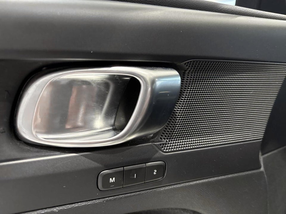 Volvo XC40 P6 ReCharge Plus 5d