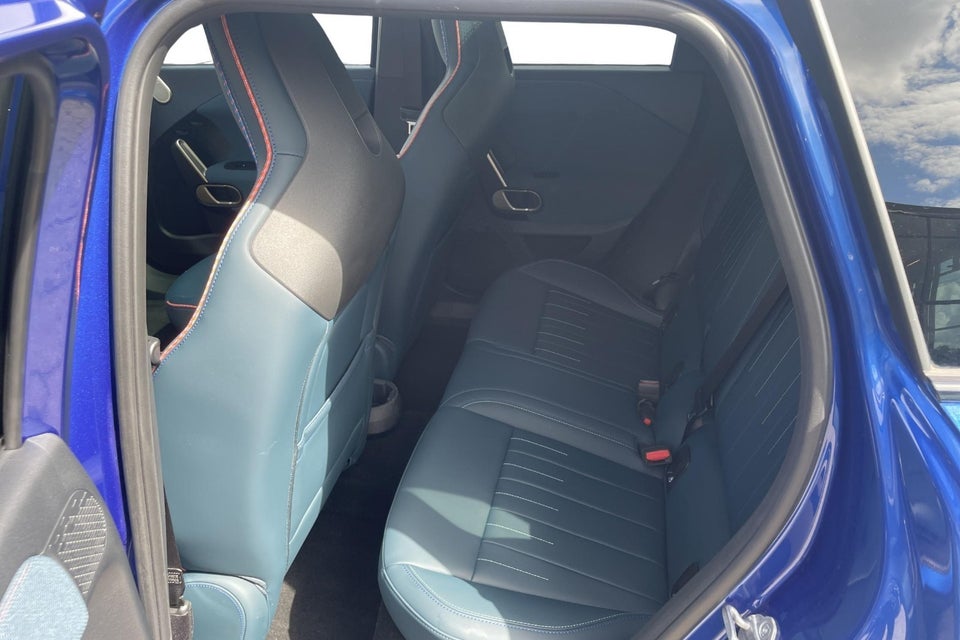 MINI Aceman E Favoured Trim L 5d