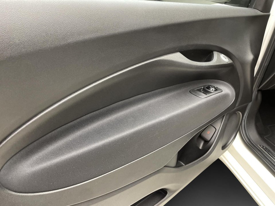 Fiat 500e 42 Icon 3+1 4d