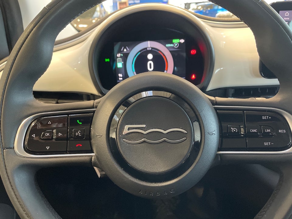 Fiat 500e 42 Icon 3d