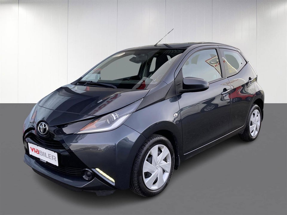 Toyota Aygo 1,0 VVT-i x-play 5d