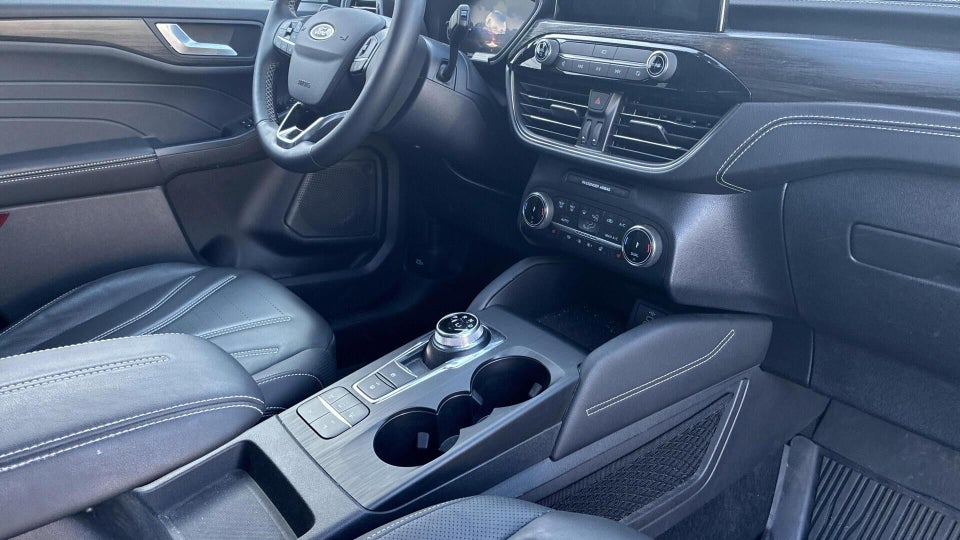 Ford Kuga 2,5 PHEV Vignale CVT 5d