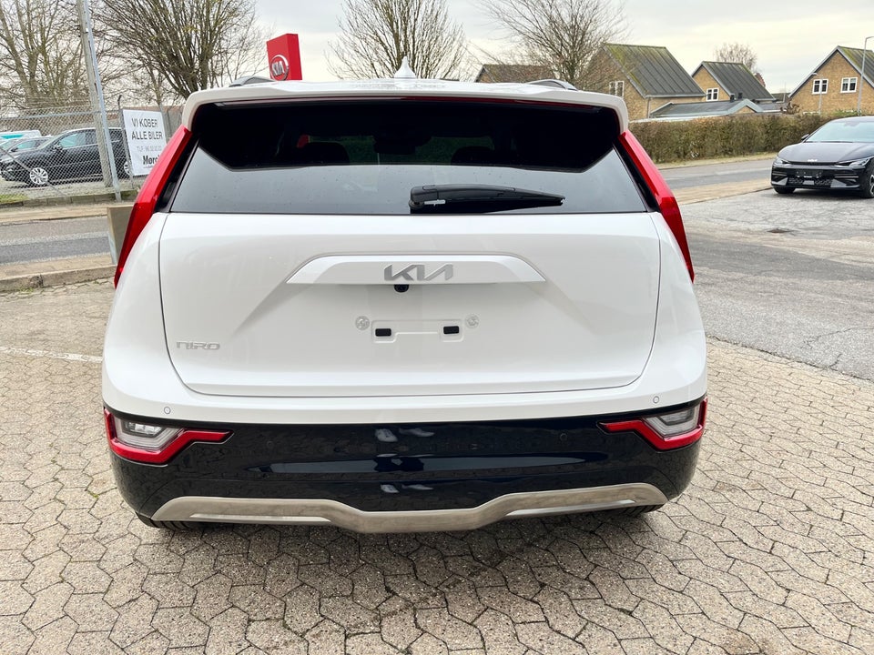 Kia Niro 64 EV Limited Edition 5d