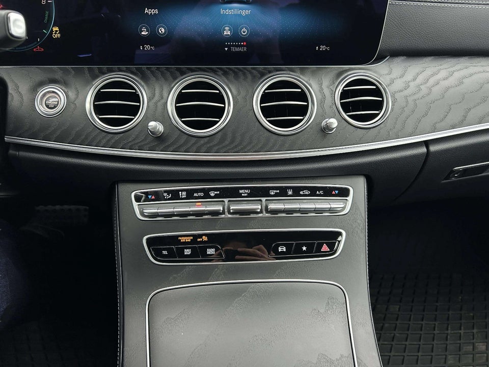 Mercedes E300 e 2,0 AMG Line aut. 4d