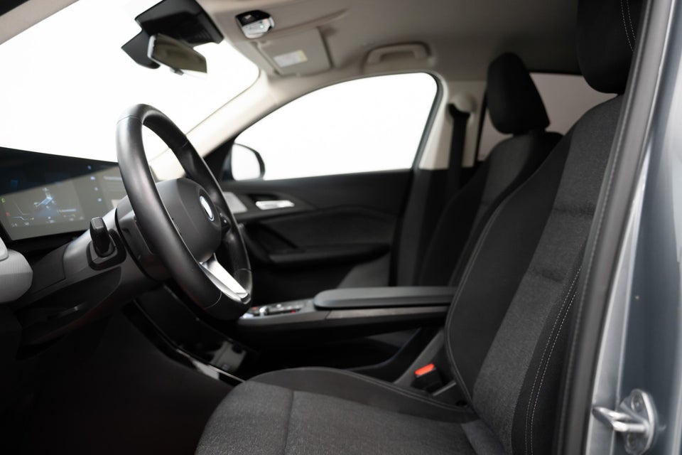 BMW iX2 eDrive20 5d