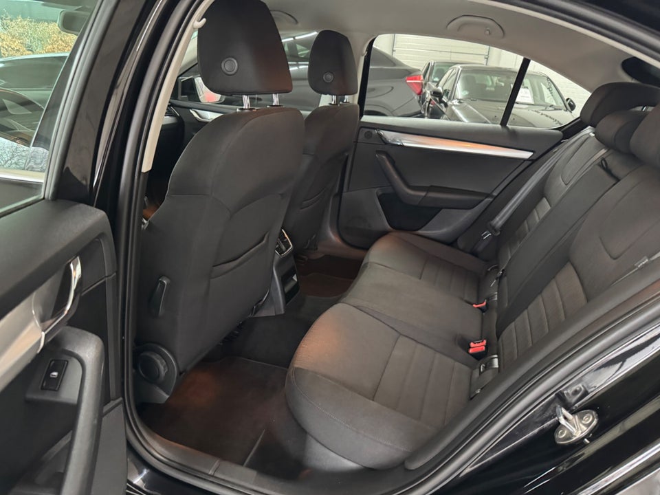 Skoda Octavia 1,2 TSi 105 Elegance 5d