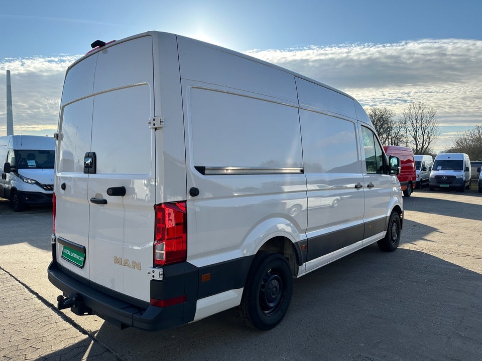 MAN TGE 2,0 3.180 Kassevogn L3H3 aut. FWD