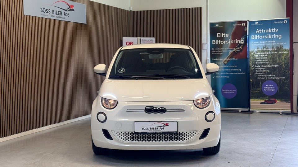 Fiat 500e 42 Icon 3d