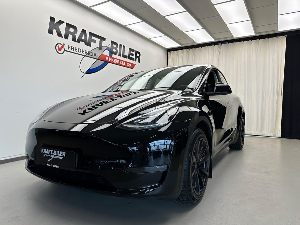 Tesla Model Y Long Range AWD 5d