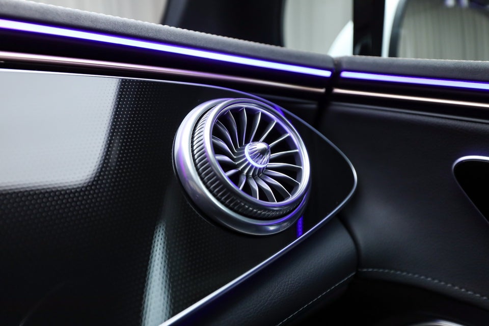 Mercedes EQE350 Electric Art 4d