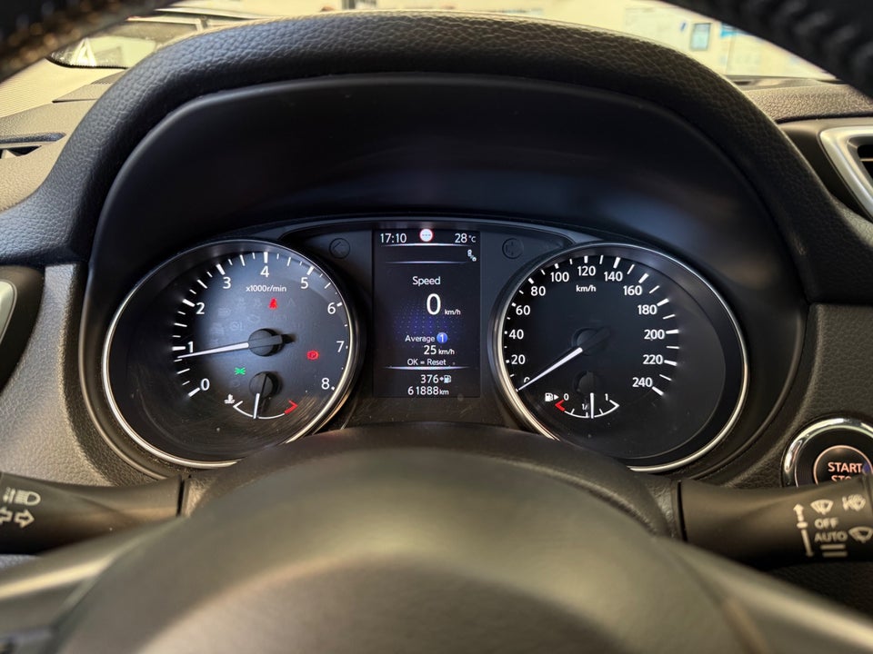Nissan Qashqai 1,2 Dig-T 115 N-Connecta Vision 5d