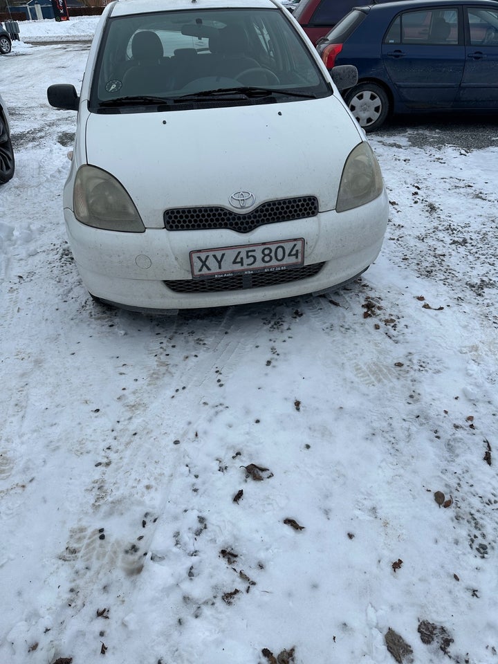 Toyota Yaris 1,0 Luna 3d