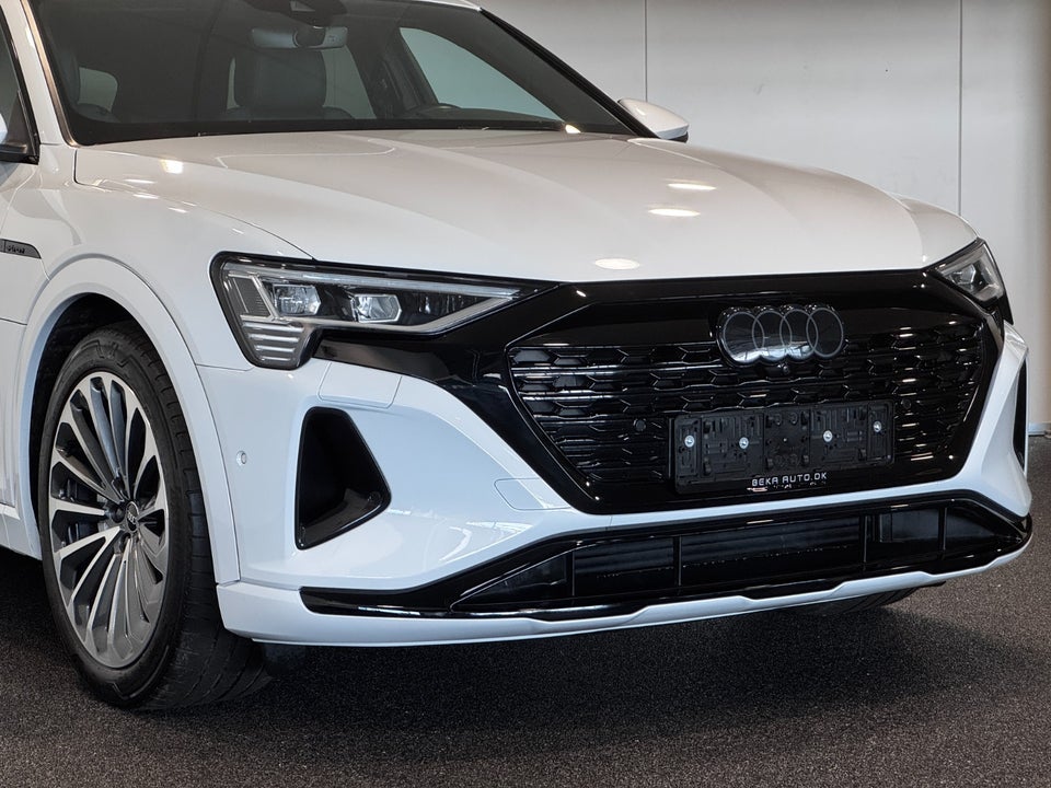 Audi Q8 e-tron 50 Prestige quattro 5d