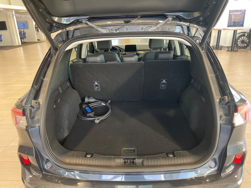 Ford Kuga 2,5 PHEV Vignale CVT 5d