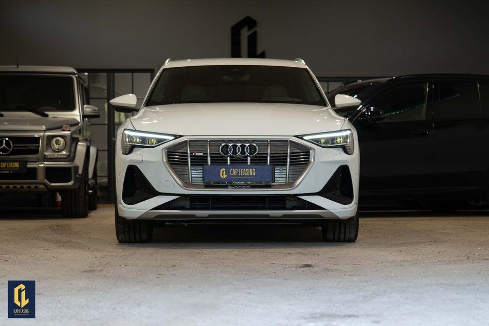 Audi e-tron 55 S-line Sportback quattro 5d