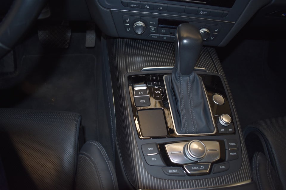 Audi A6 3,0 TFSi Avant quattro S-tr. 5d