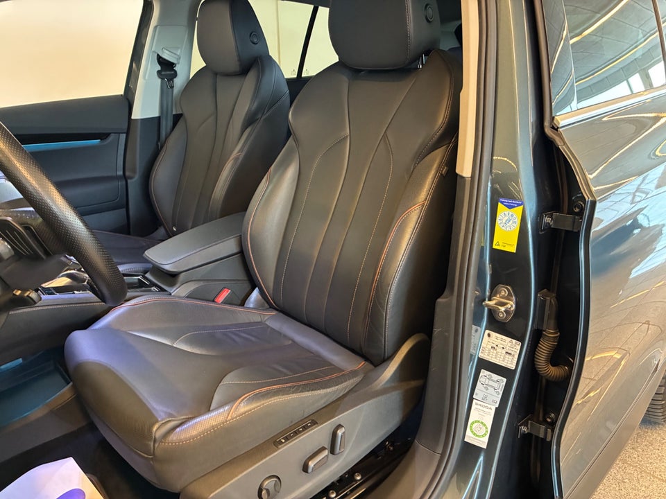 Skoda Enyaq 80 iV Selection Suite 5d