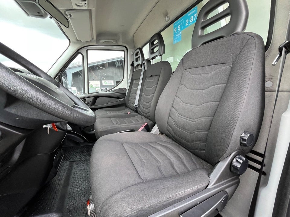 Iveco Daily 3,0 35S17 Kølevogn 2d