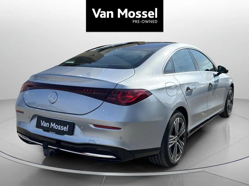 Mercedes CLA250+ electric Progressive Advance Plus 4d