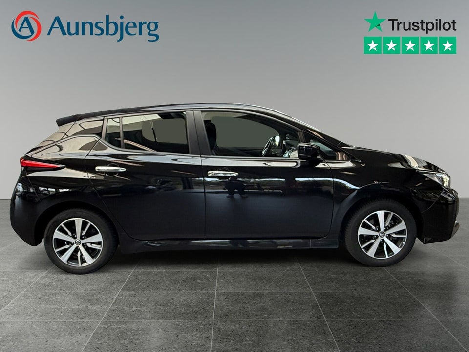 Nissan Leaf 40 Acenta 5d