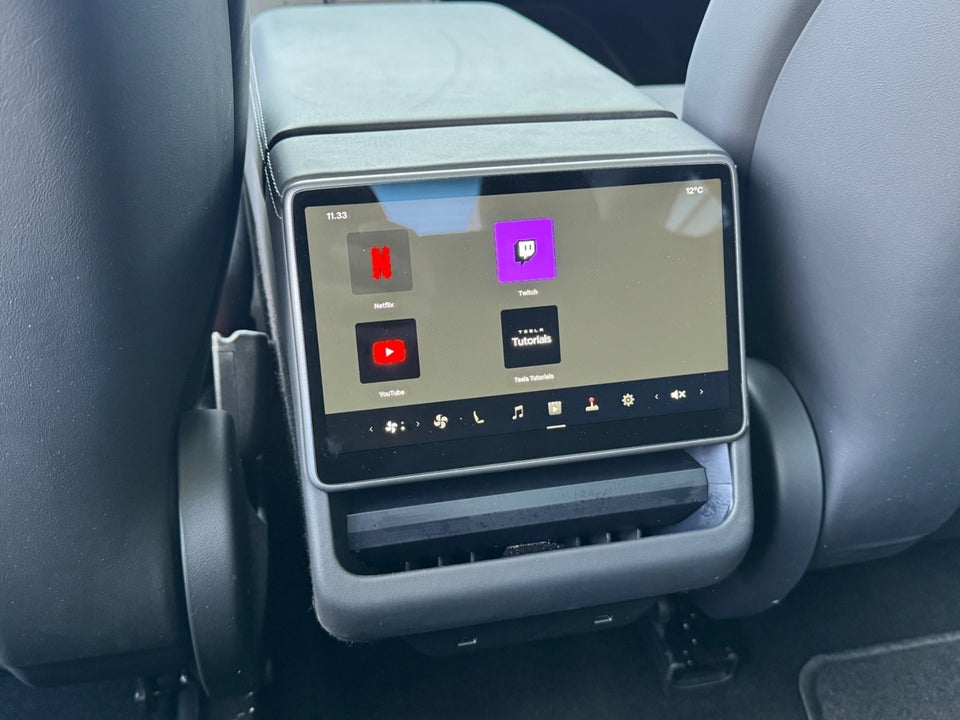 Tesla Model 3 RWD 4d