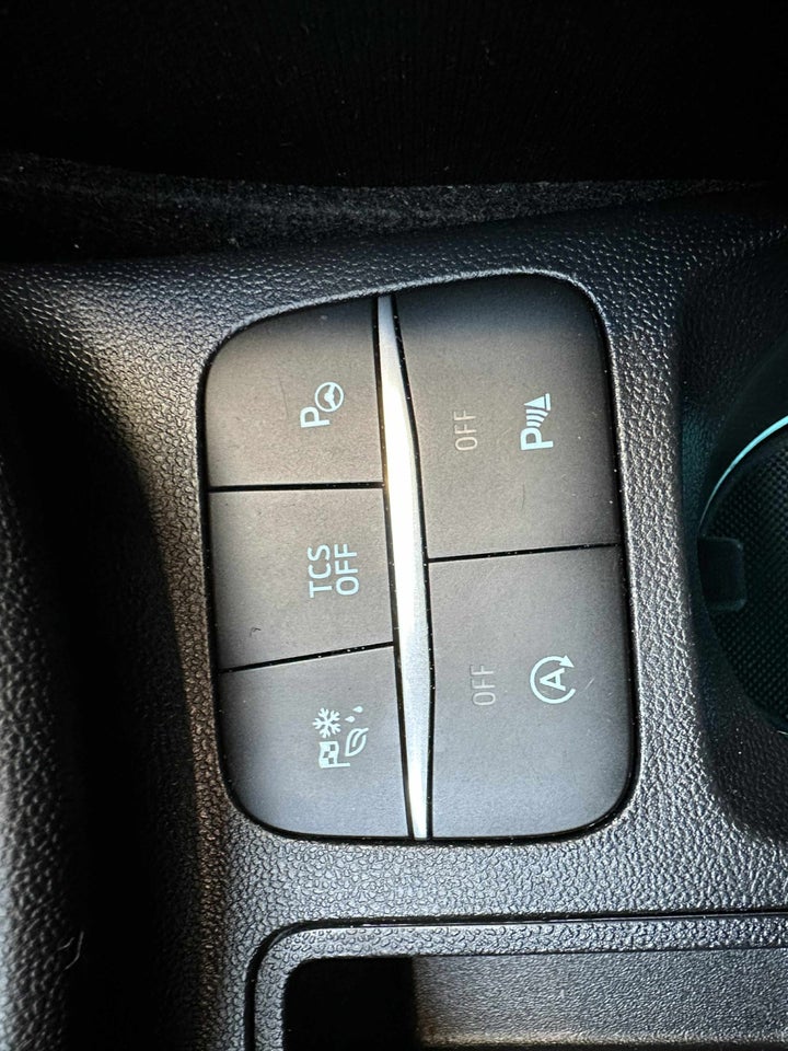 Ford Fiesta 1,0 EcoBoost mHEV ST-Line X 5d